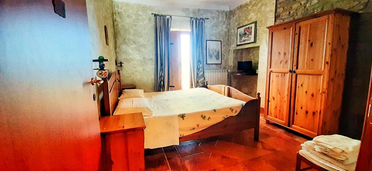 Casale Trusella Bed & Breakfast Ponti Room photo